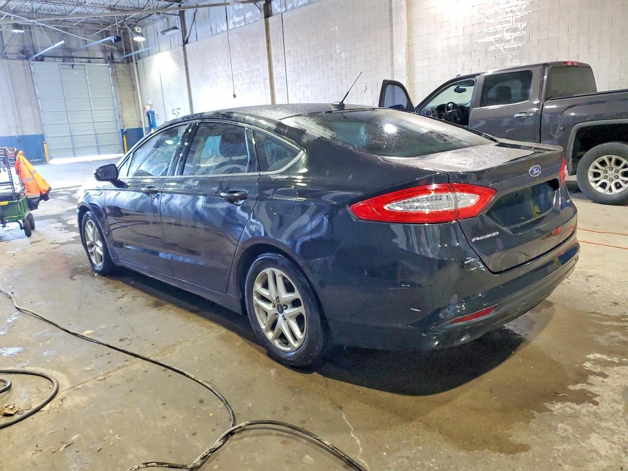 2014 FORD FUSION SE photo 4