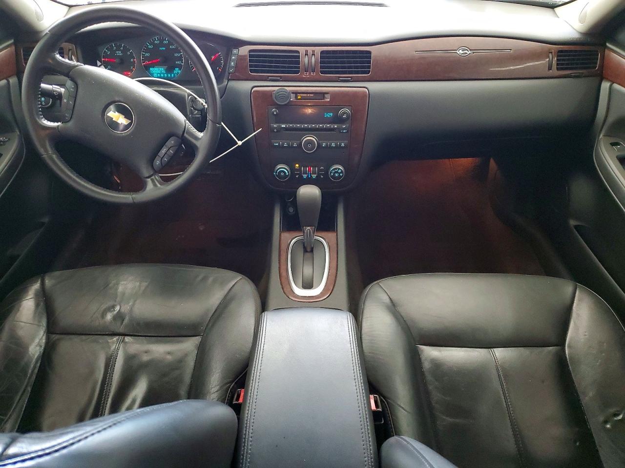 2011 CHEVROLET IMPALA LT photo 8