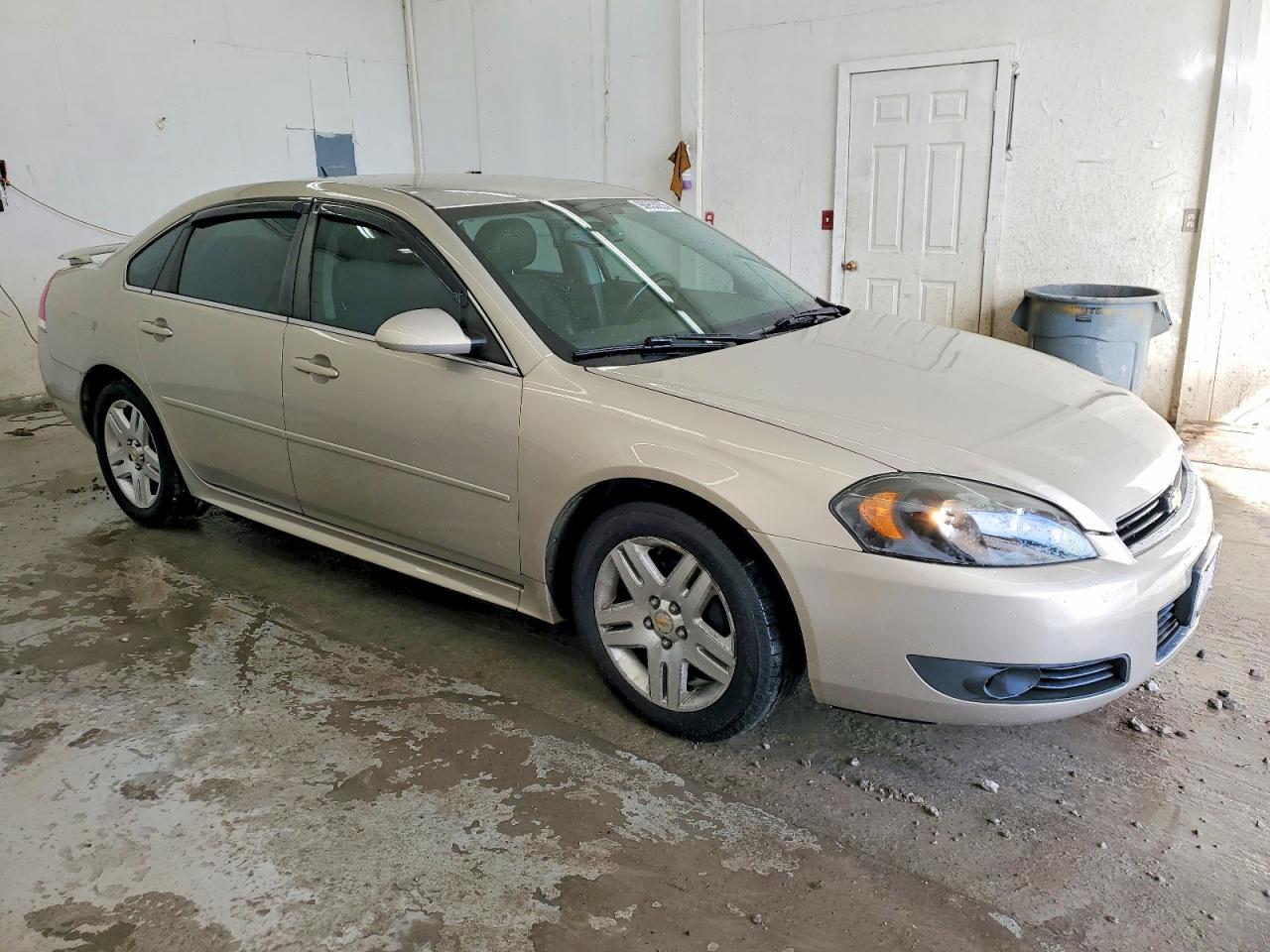 2011 CHEVROLET IMPALA LT photo 4