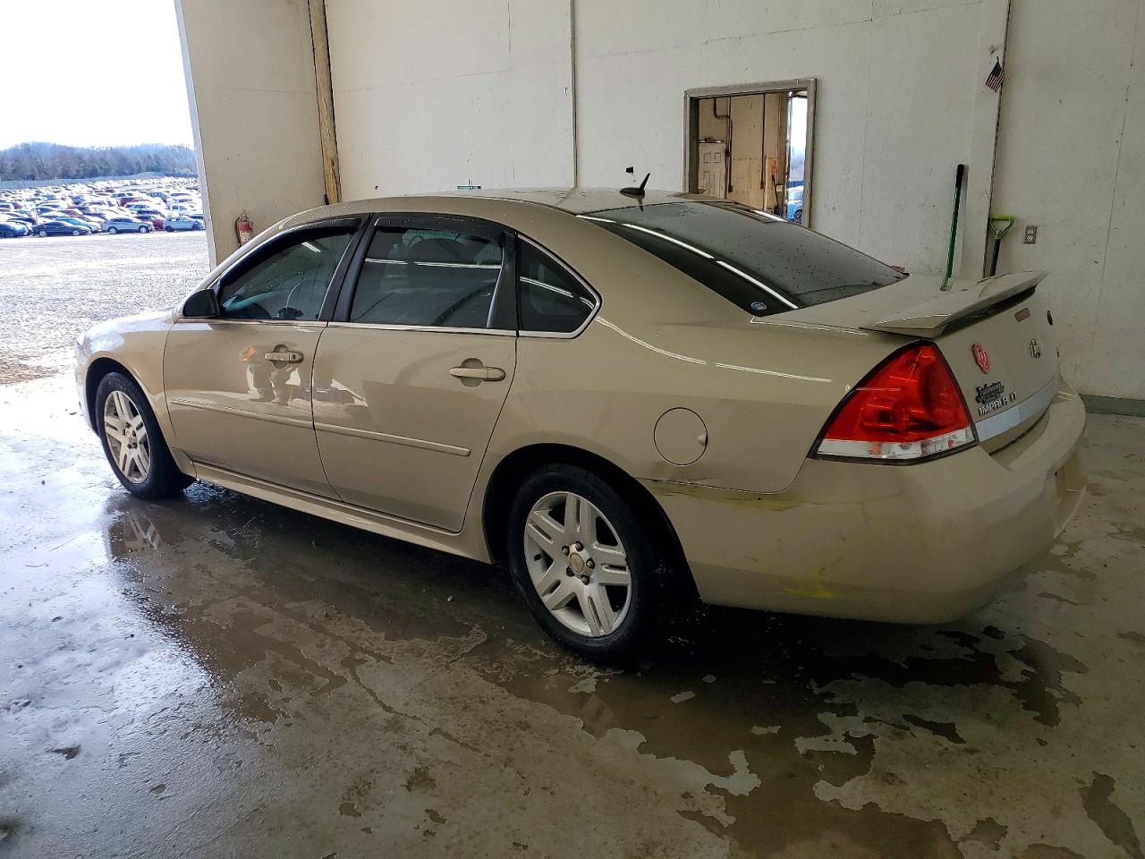 2011 CHEVROLET IMPALA LT photo 2
