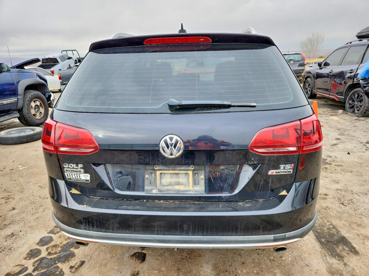 2017 VOLKSWAGEN GOLF ALLTRACK S photo 11