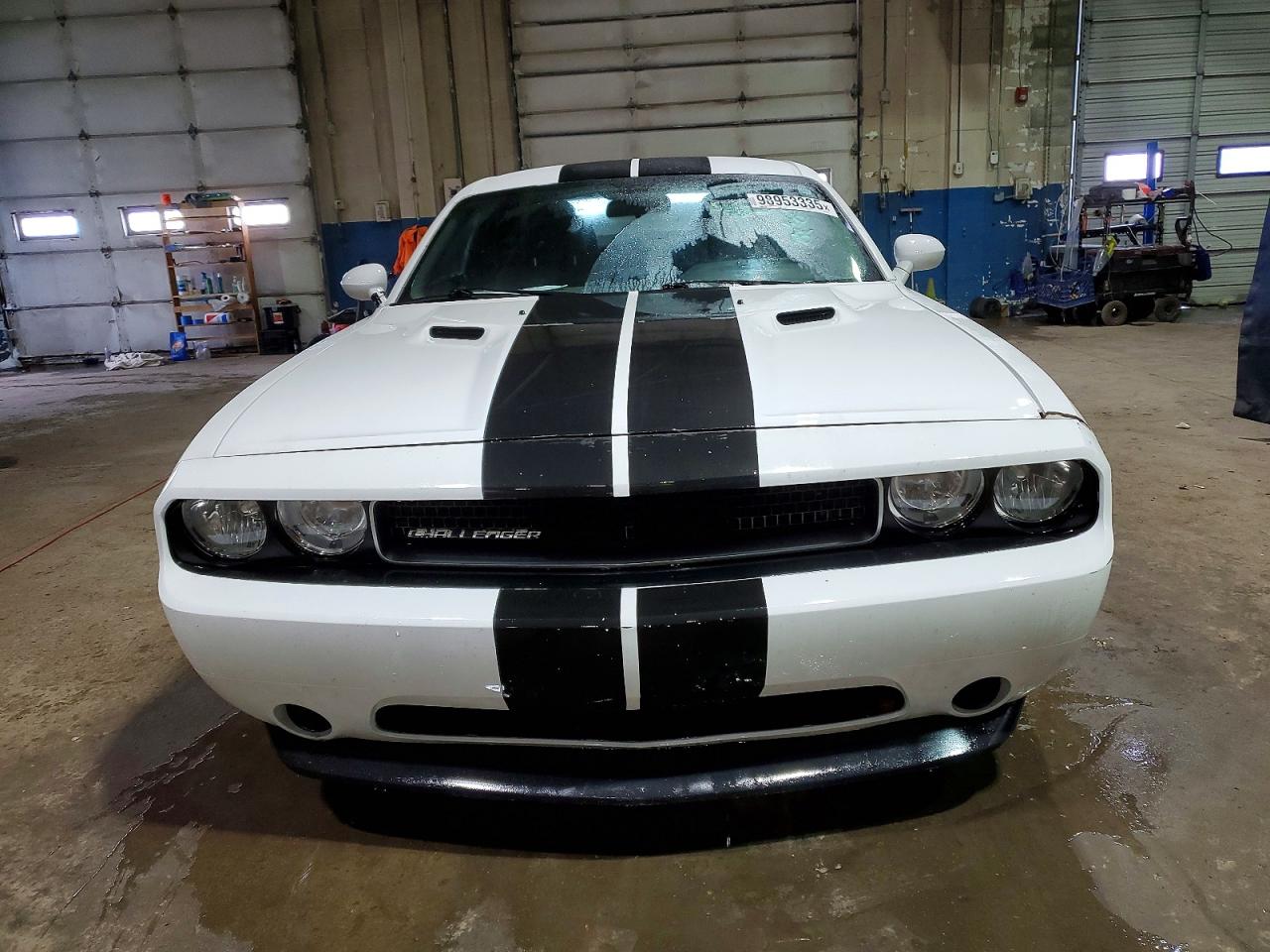 2013 DODGE CHALLENGER SXT photo 5