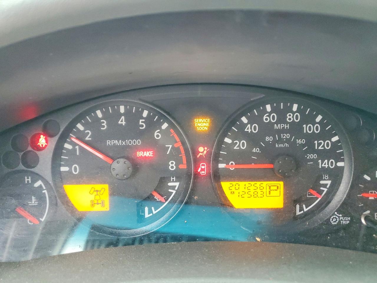 2010 NISSAN FRONTIER CREW CAB SE photo 9