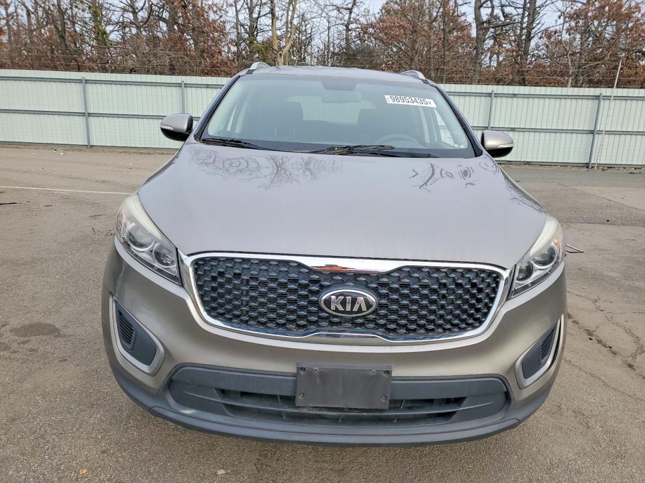 2016 KIA SORENTO LX photo 5