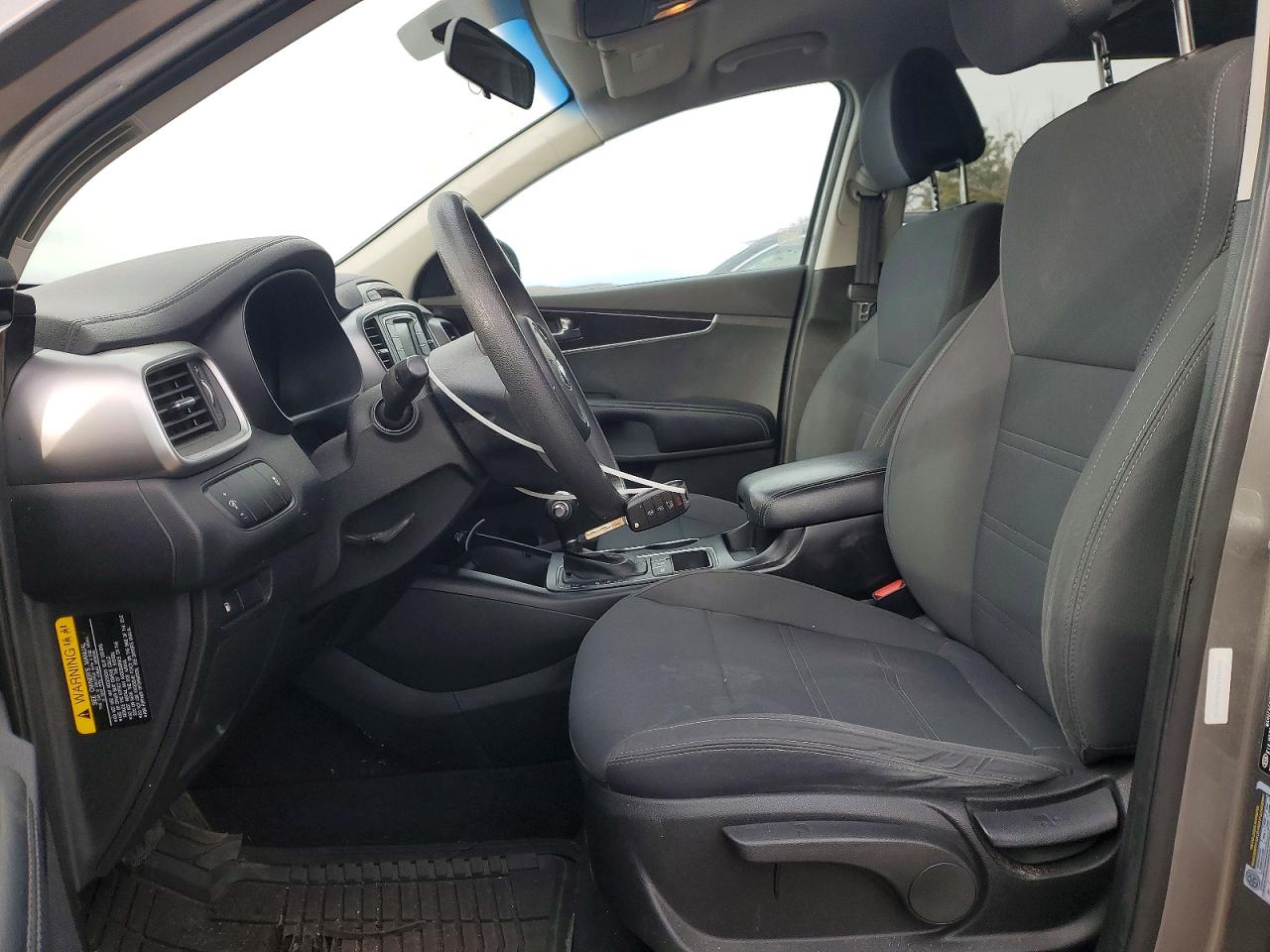 2016 KIA SORENTO LX photo 7