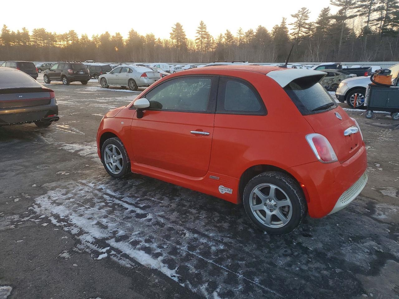 2014 FIAT 500 ELECTRIC photo 2