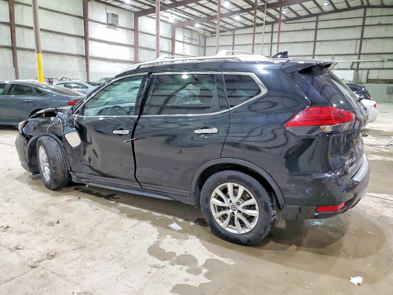 2017 NISSAN ROGUE S photo 2