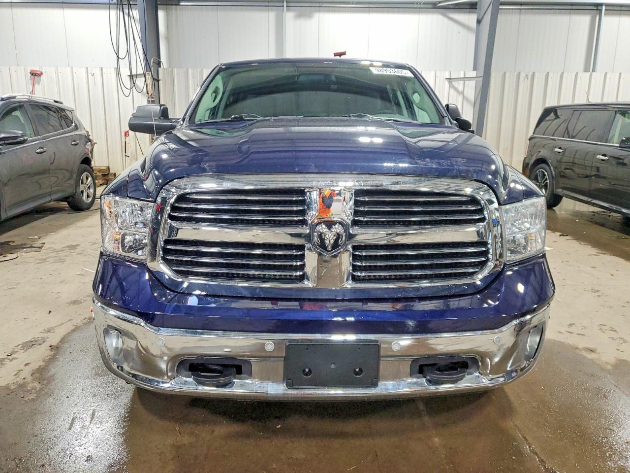 2014 RAM 1500 SLT photo 5