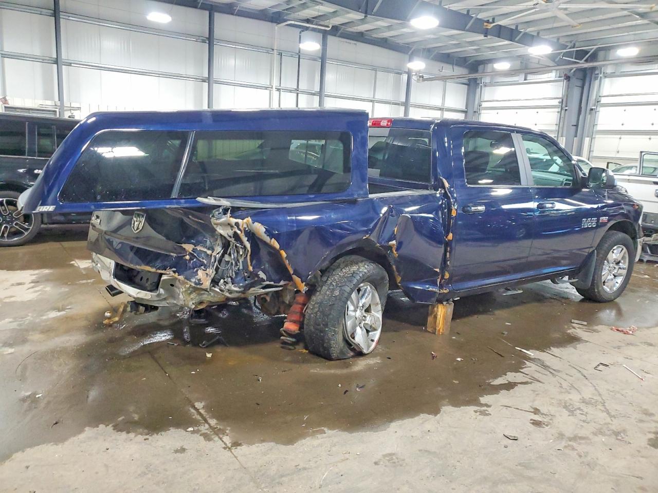 2014 RAM 1500 SLT photo 3