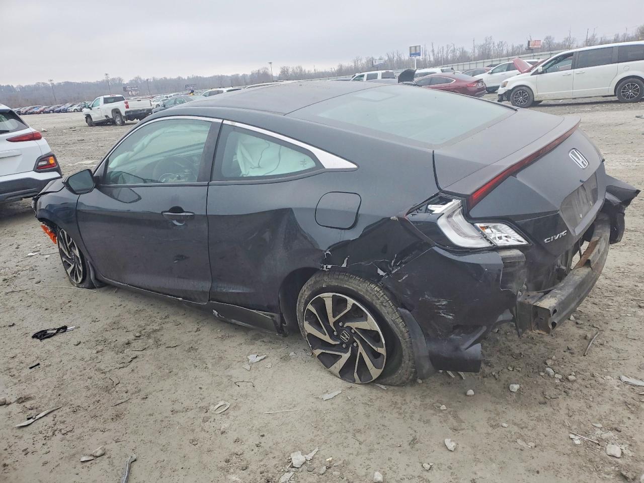 2017 HONDA CIVIC LX photo 2