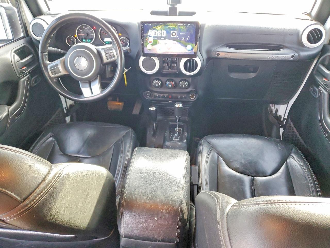 2018 JEEP WRANGLER UNLIMITED SAHARA photo 8