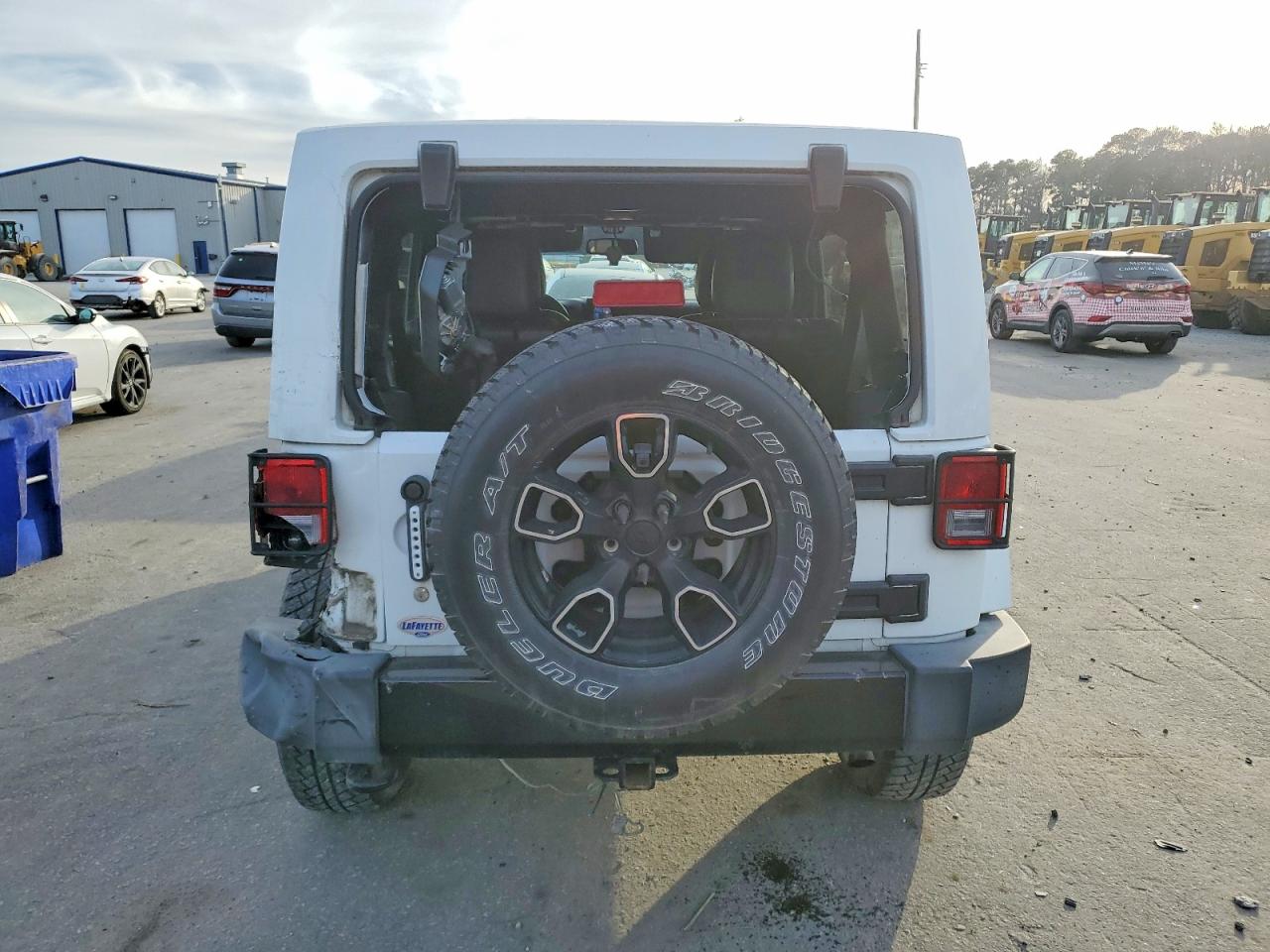 2018 JEEP WRANGLER UNLIMITED SAHARA photo 6