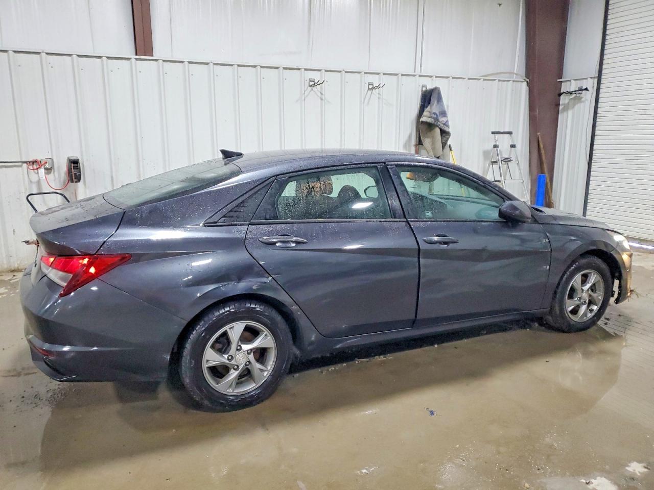 2021 HYUNDAI ELANTRA SE photo 3