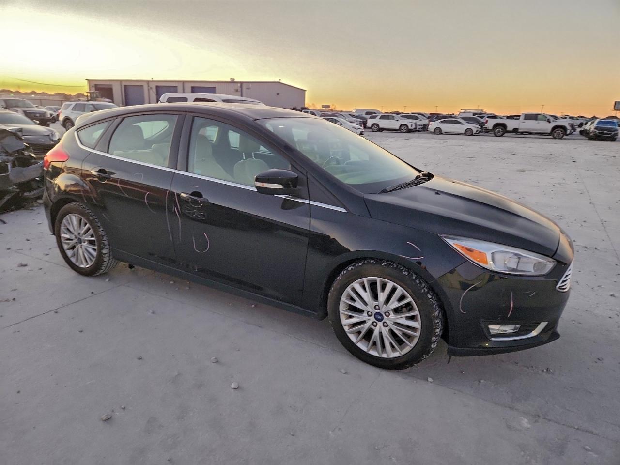 2018 FORD FOCUS TITANIUM photo 4