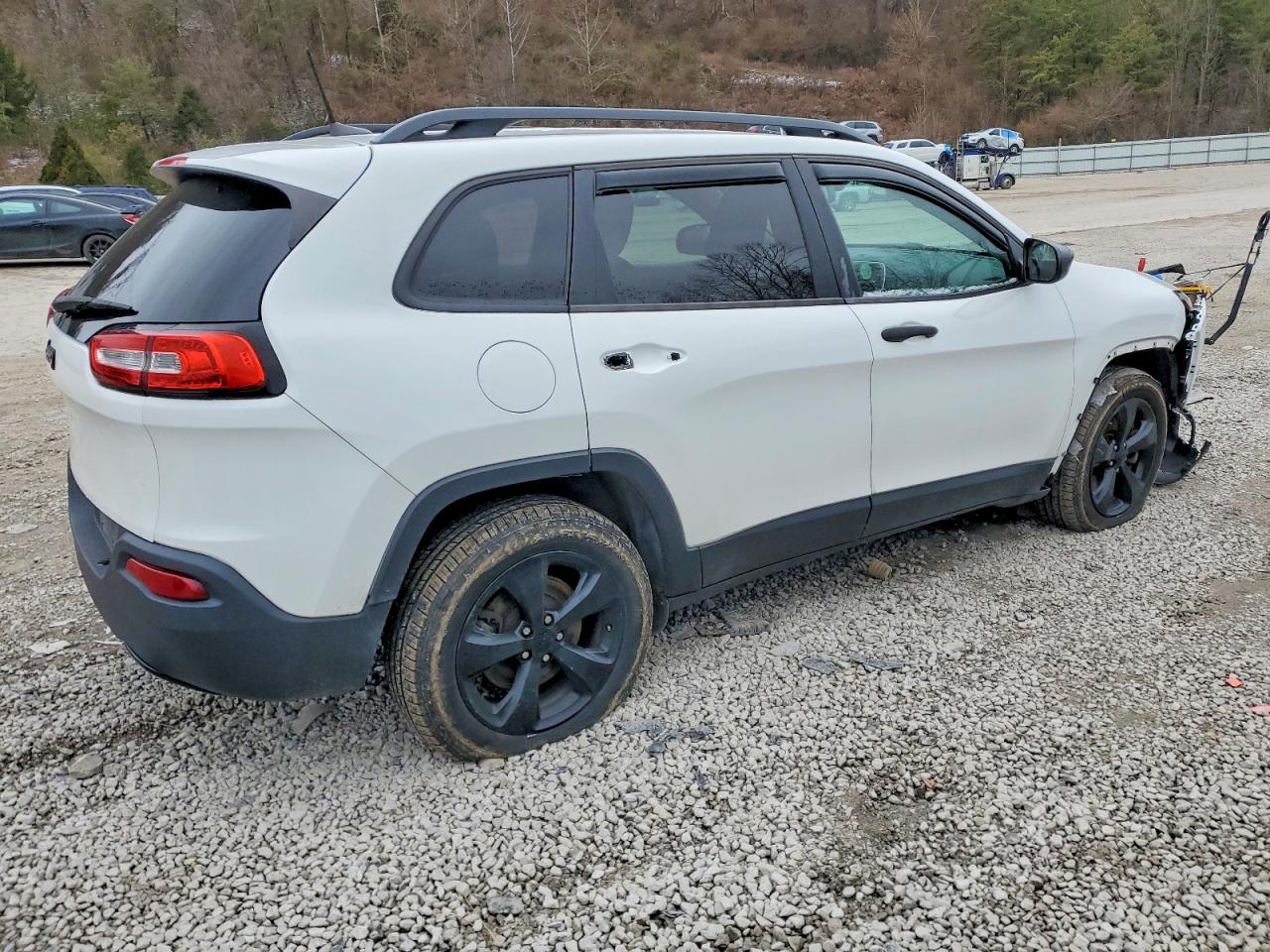 2017 JEEP CHEROKEE SPORT photo 3