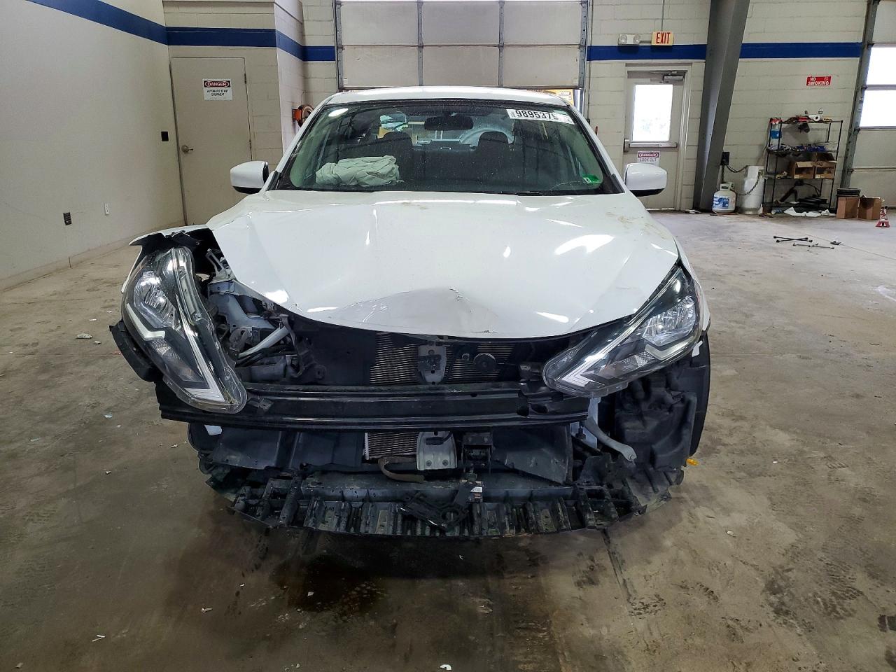 2019 NISSAN SENTRA SV photo 5