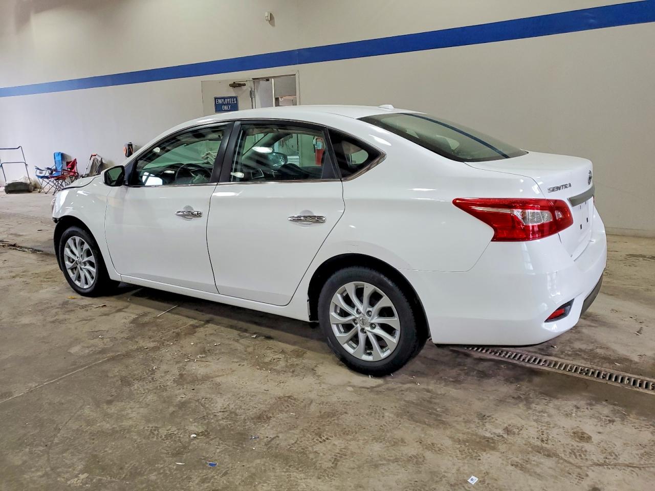 2019 NISSAN SENTRA SV photo 2