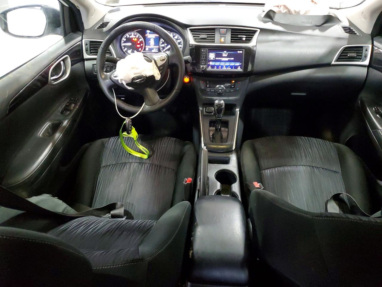 2019 NISSAN SENTRA SV photo 8