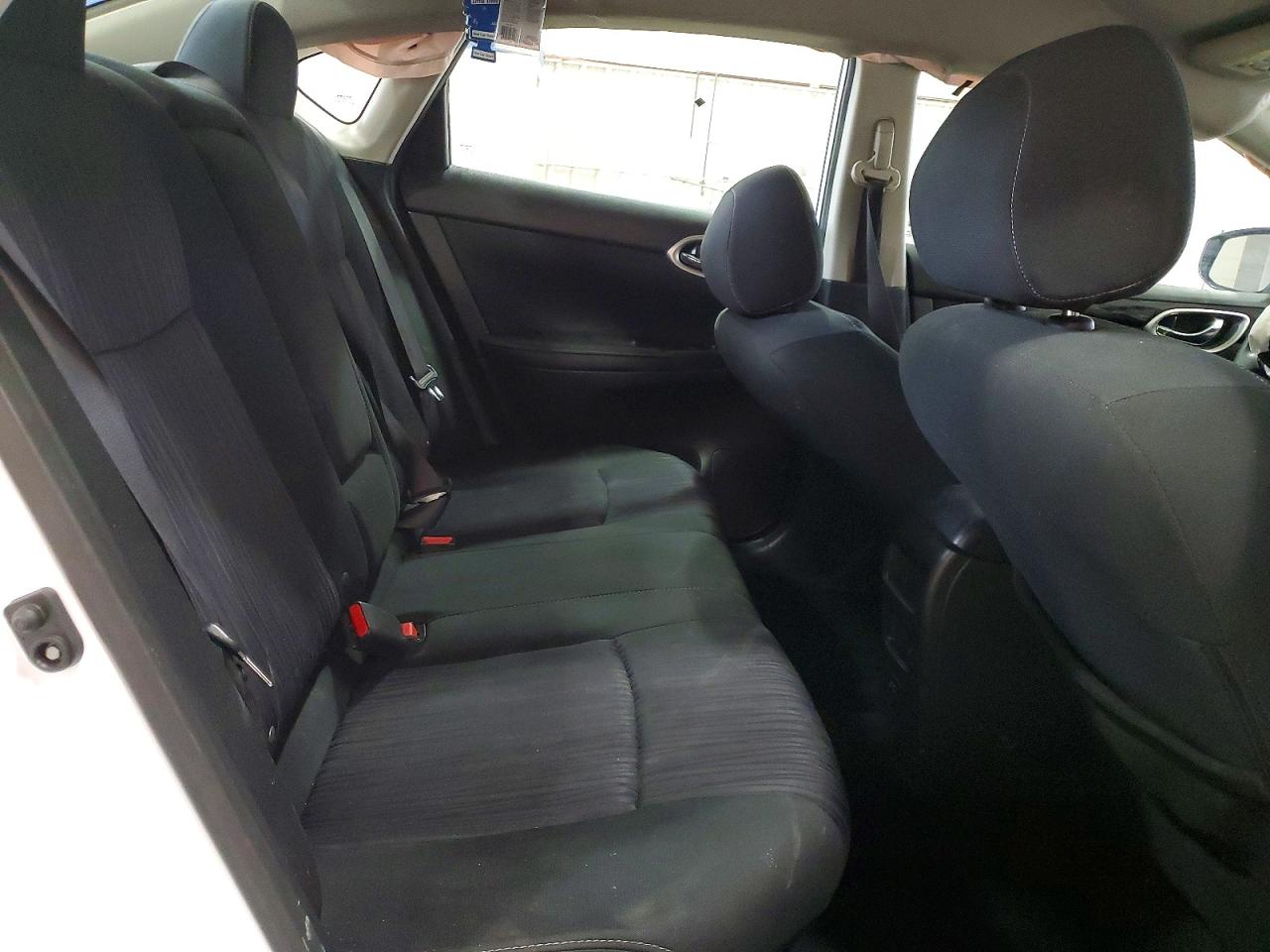 2019 NISSAN SENTRA SV photo 10