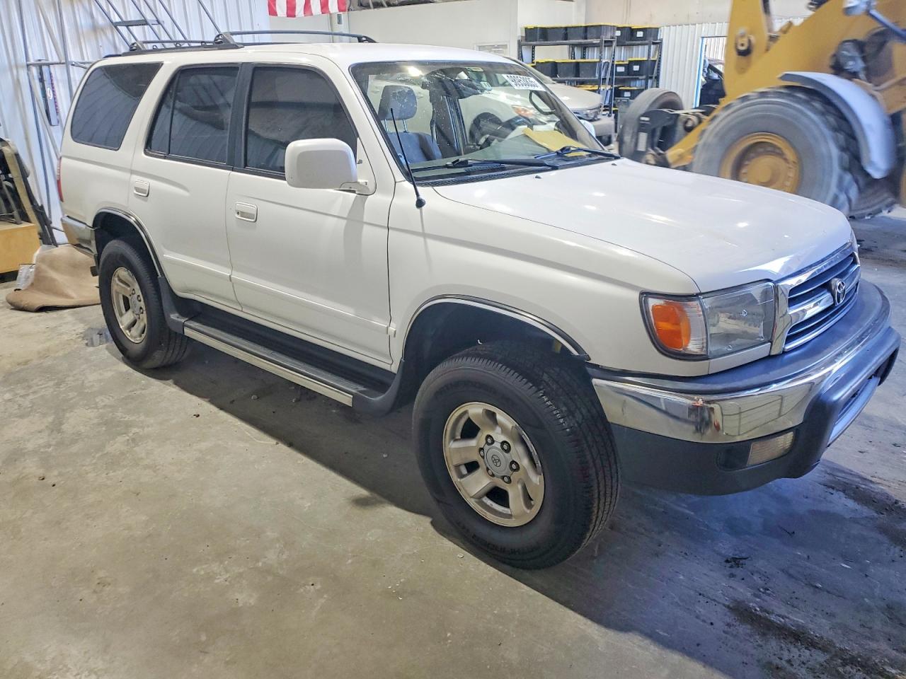 1999 TOYOTA 4RUNNER SR5 photo 4