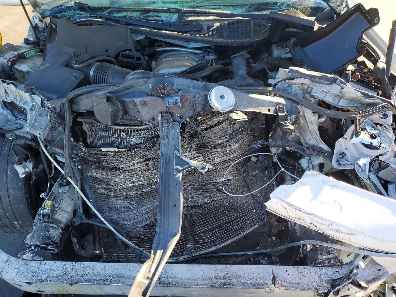 2002 LEXUS LS 430 photo 11