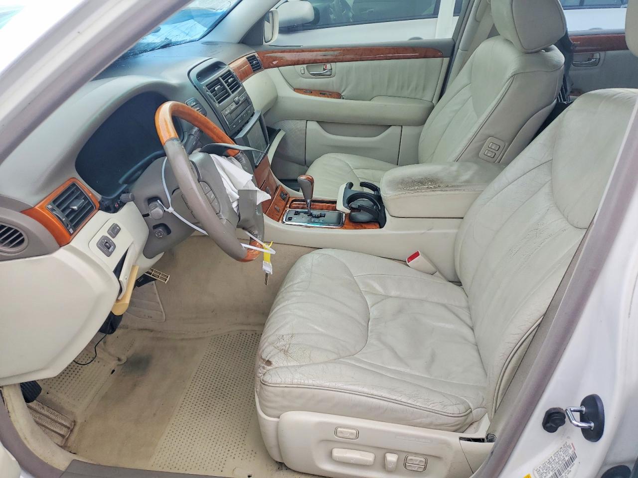 2002 LEXUS LS 430 photo 7