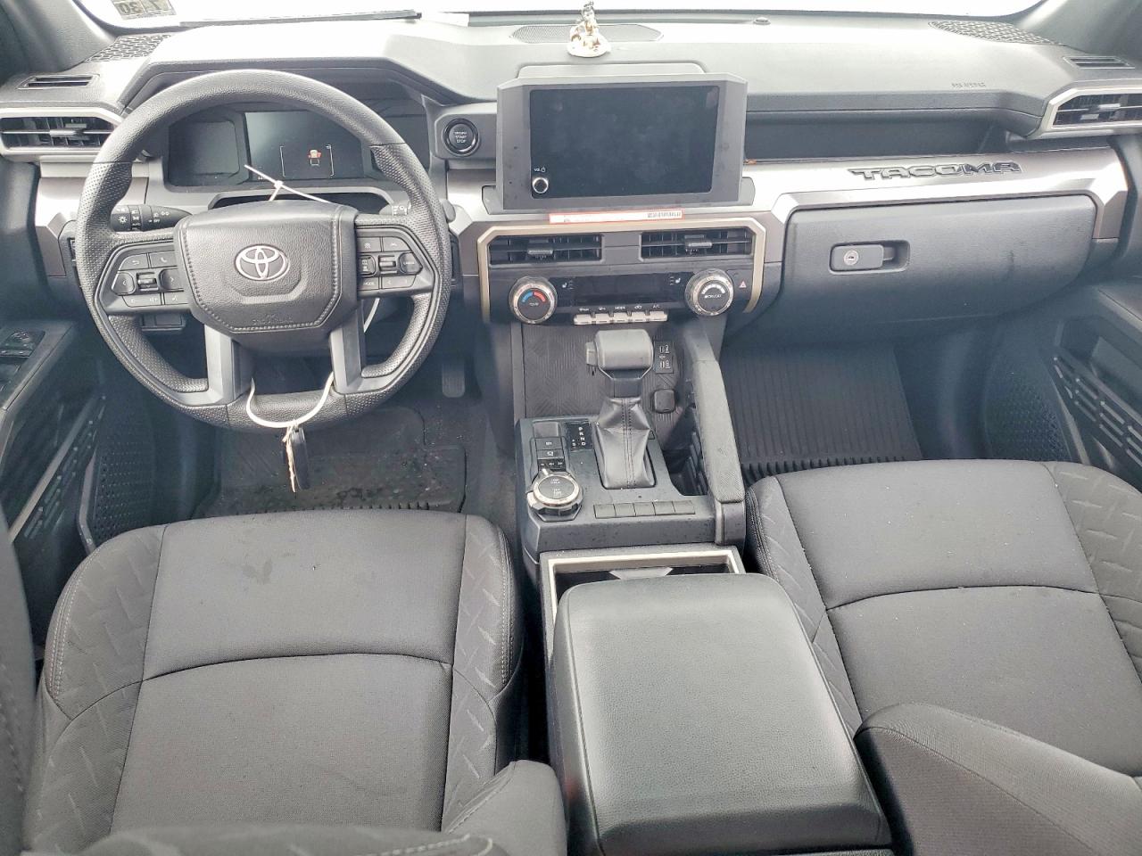 2025 TOYOTA TACOMA DOUBLE CAB photo 8