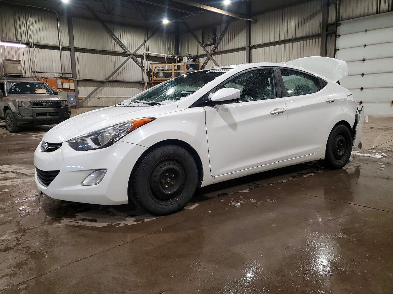 2013 HYUNDAI ELANTRA