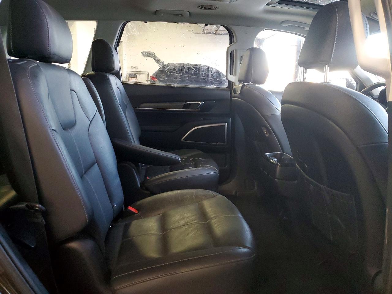 2021 KIA TELLURIDE EX photo 11