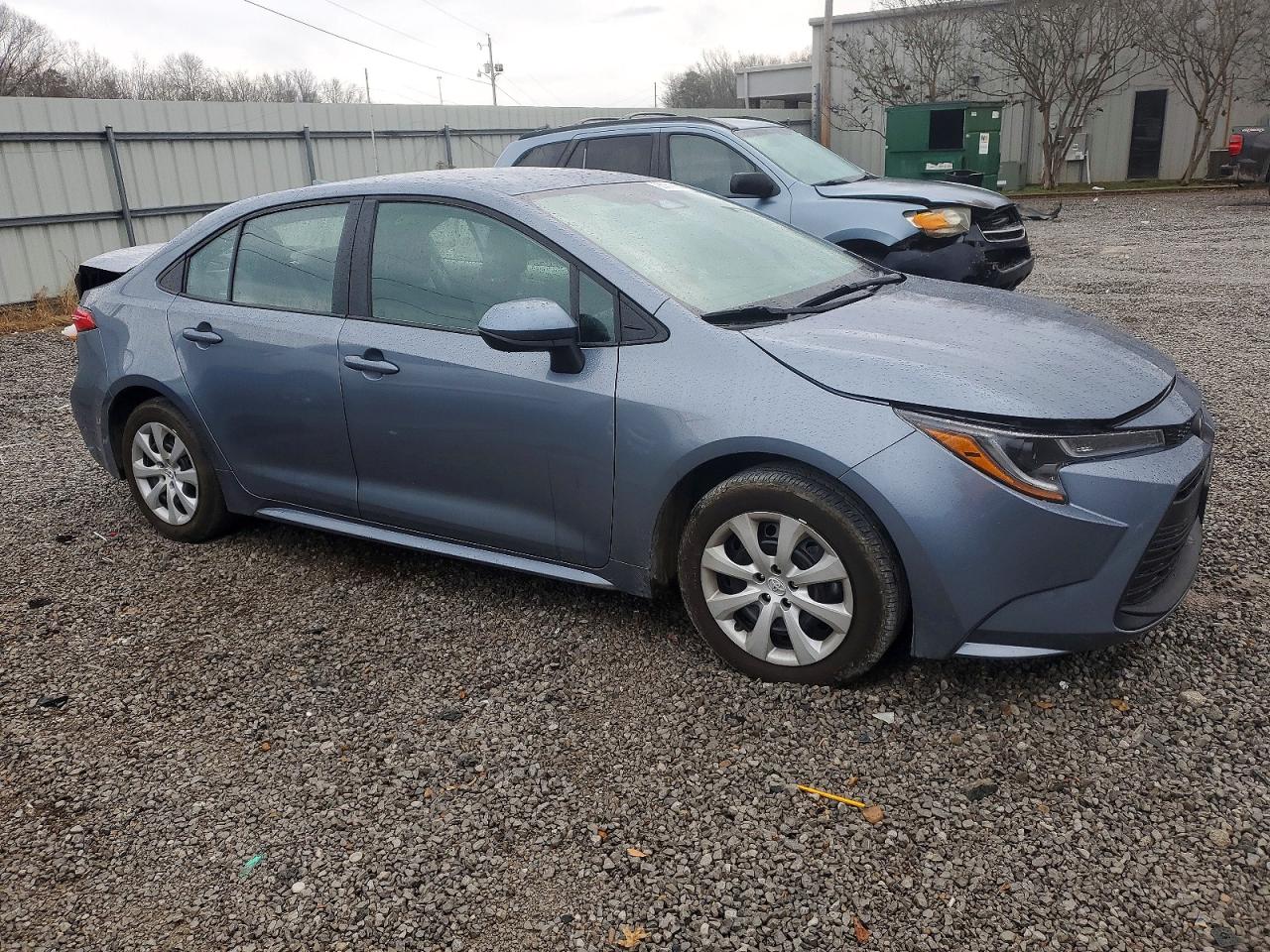 2024 TOYOTA COROLLA LE photo 4