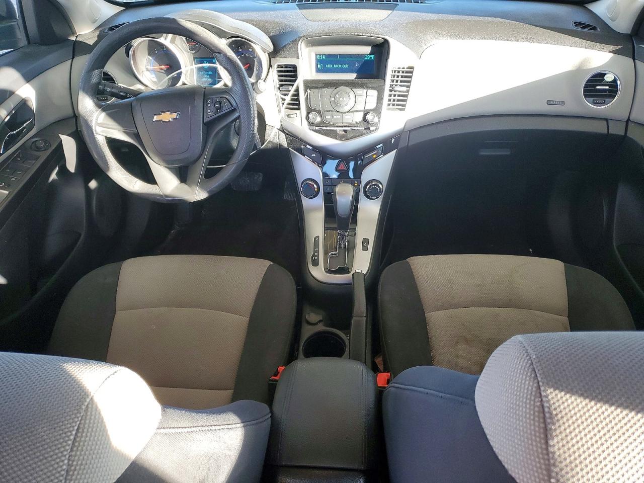 2016 CHEVROLET CRUZE LIMITED LS photo 8