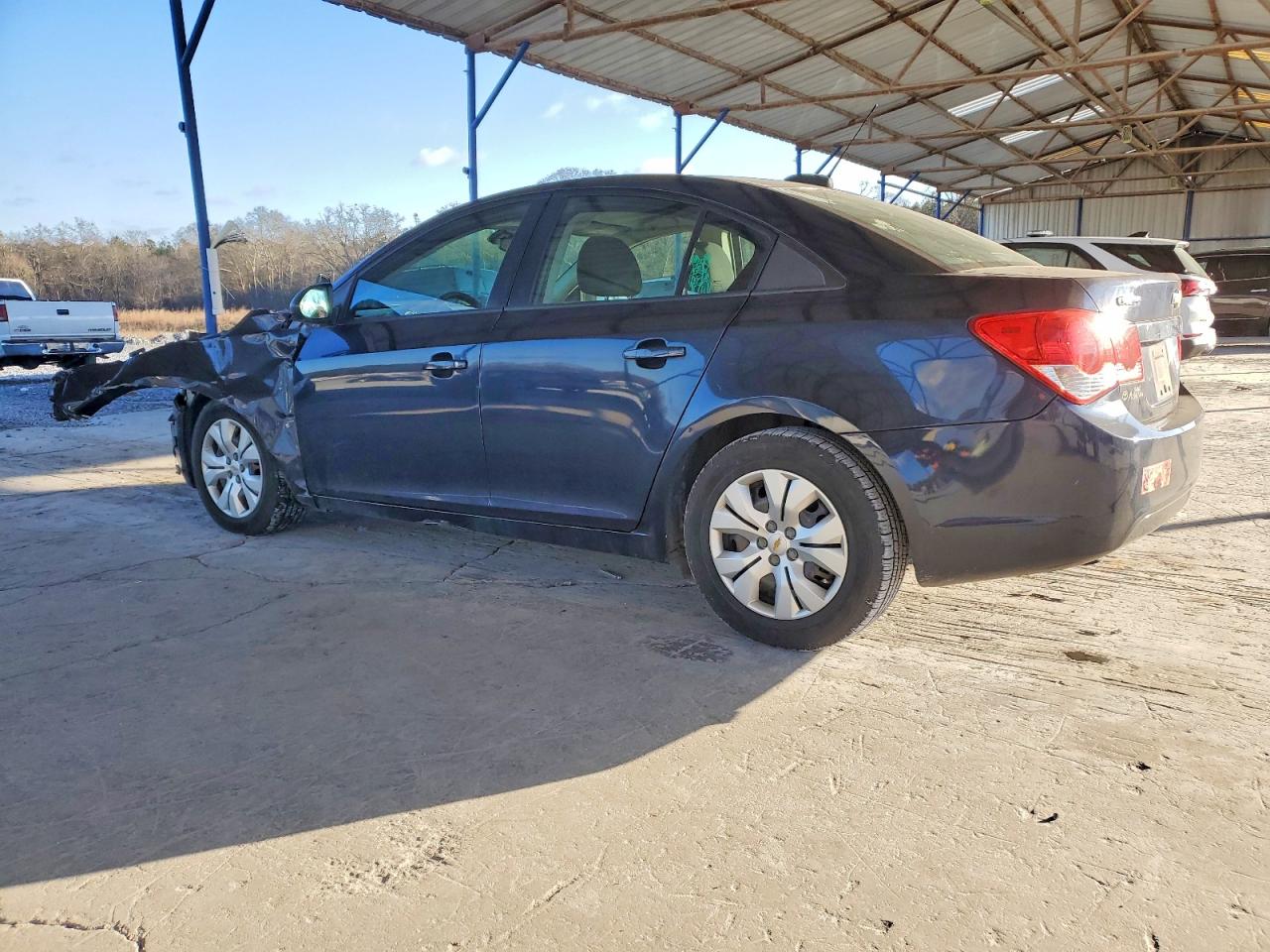 2016 CHEVROLET CRUZE LIMITED LS photo 2
