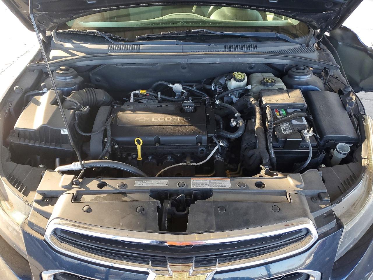 2016 CHEVROLET CRUZE LIMITED LS photo 11