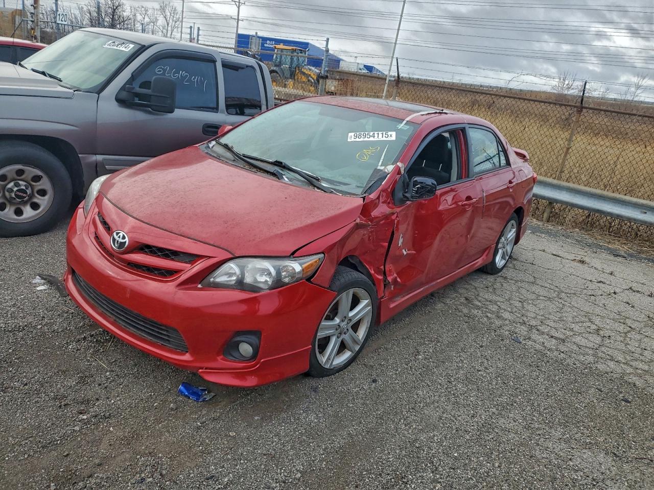 2013 TOYOTA COROLLA