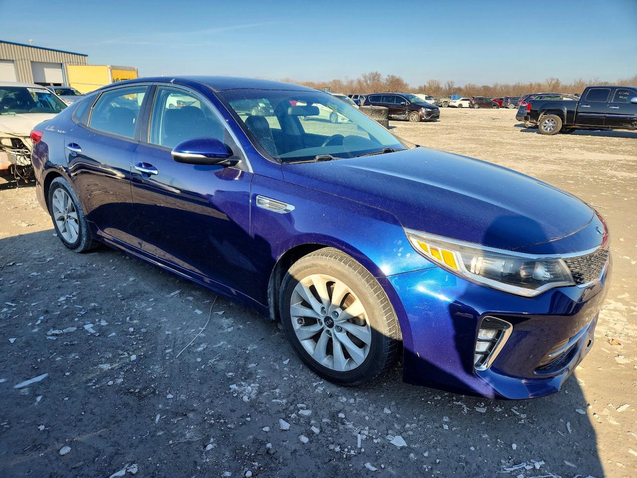 2018 KIA OPTIMA LX photo 4