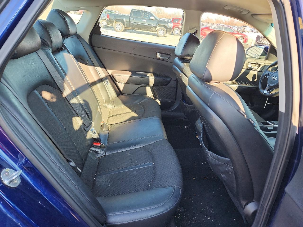 2018 KIA OPTIMA LX photo 10