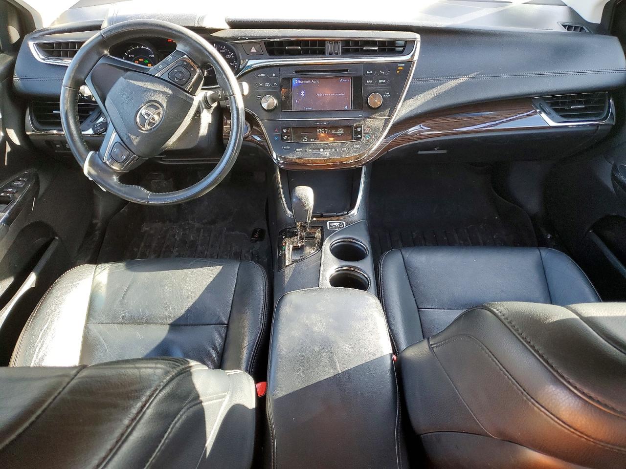 2013 TOYOTA AVALON HYBRID photo 15