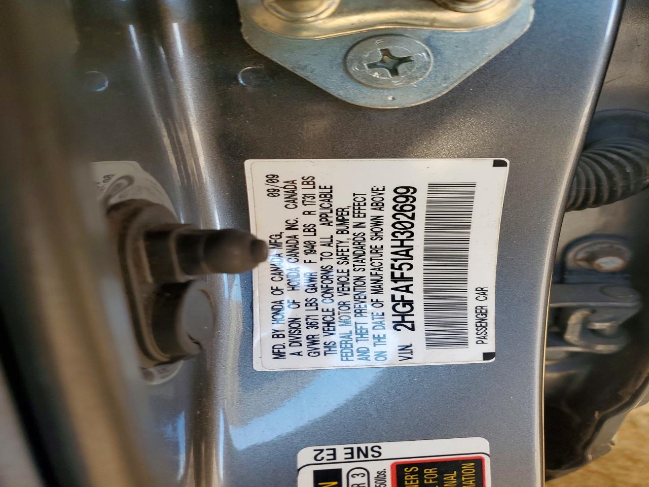 2010 HONDA CIVIC LX photo 13