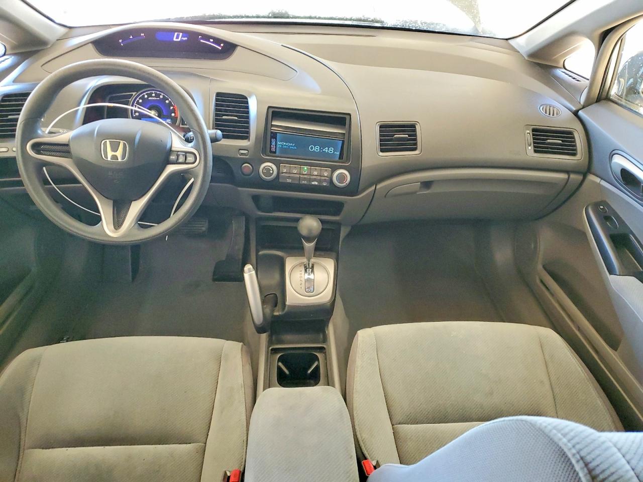 2010 HONDA CIVIC LX photo 8