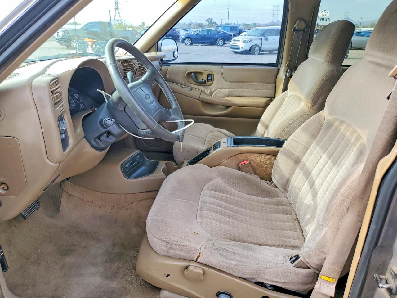 1998 CHEVROLET BLAZER photo 7