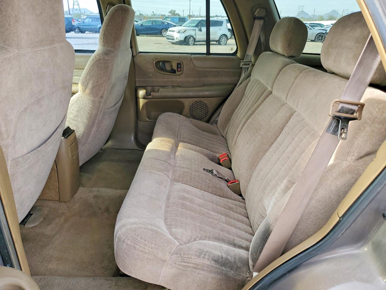 1998 CHEVROLET BLAZER photo 10