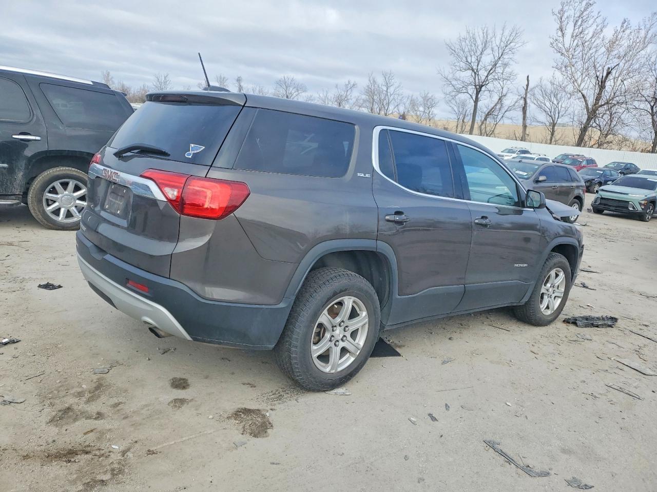 2019 GMC ACADIA SLE photo 3
