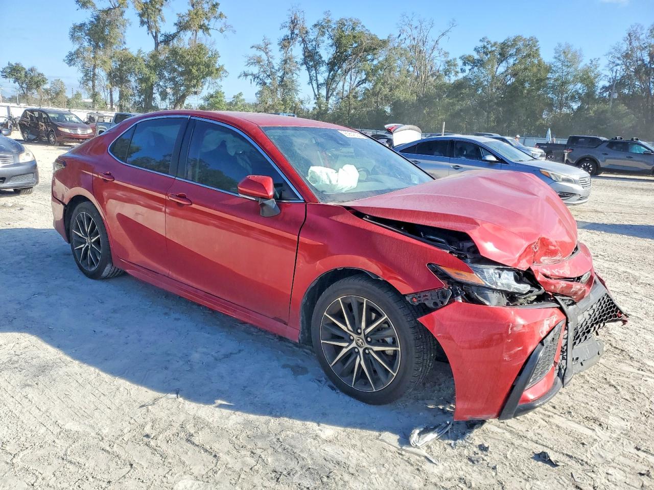 2022 TOYOTA CAMRY SE photo 4