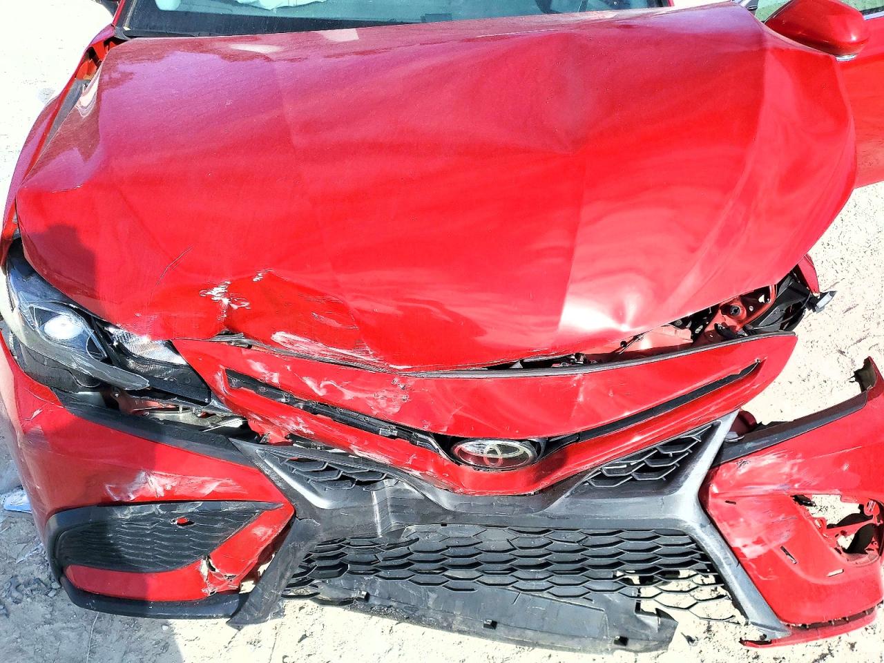 2022 TOYOTA CAMRY SE photo 11