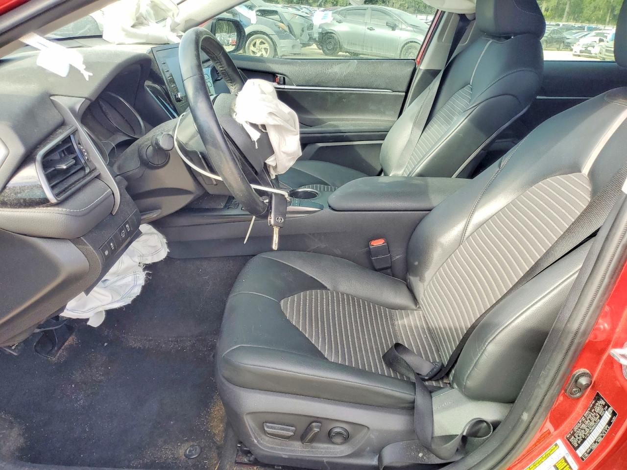 2022 TOYOTA CAMRY SE photo 7