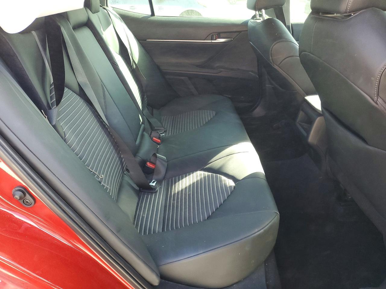 2022 TOYOTA CAMRY SE photo 10