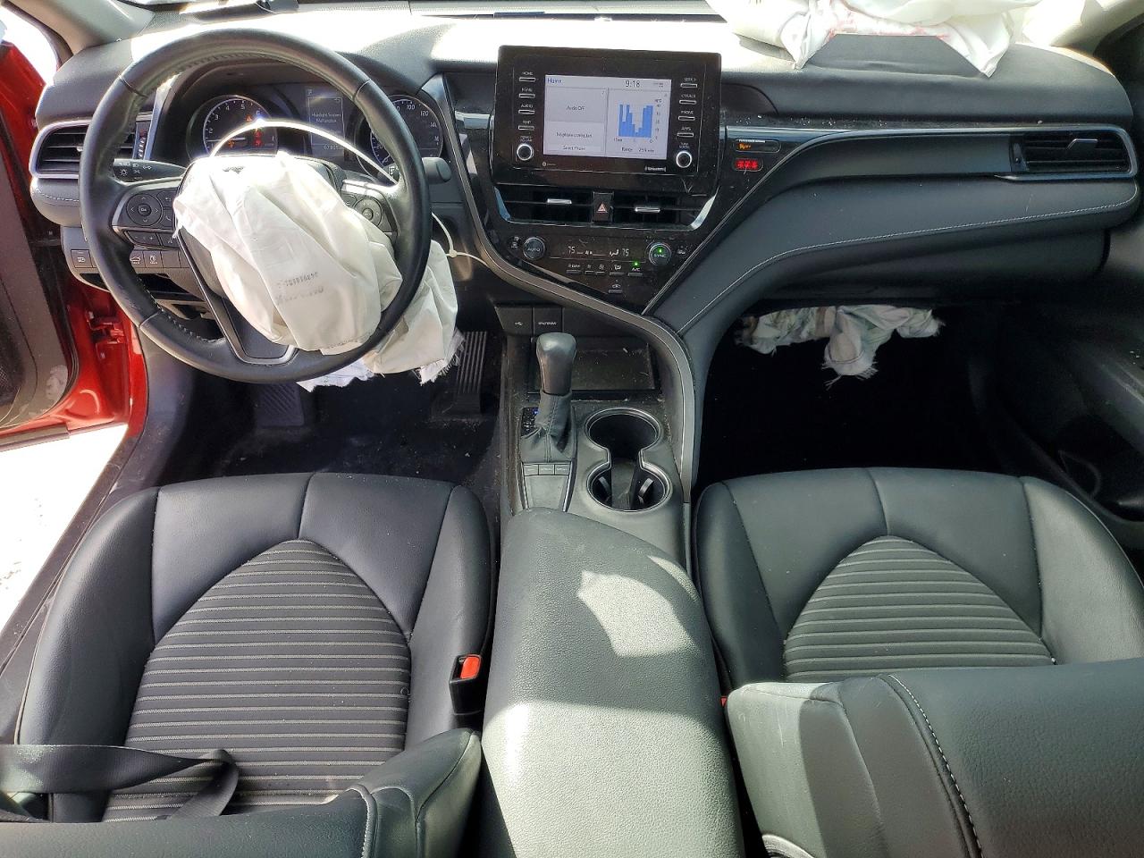 2022 TOYOTA CAMRY SE photo 8
