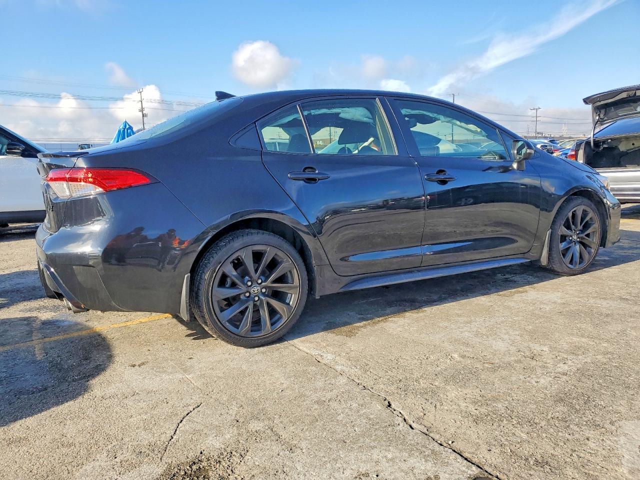 2023 TOYOTA COROLLA SE photo 9