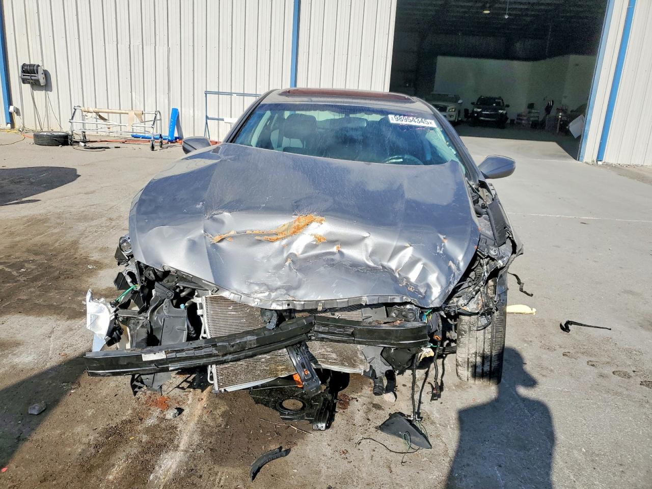 2013 HYUNDAI SONATA SE photo 5