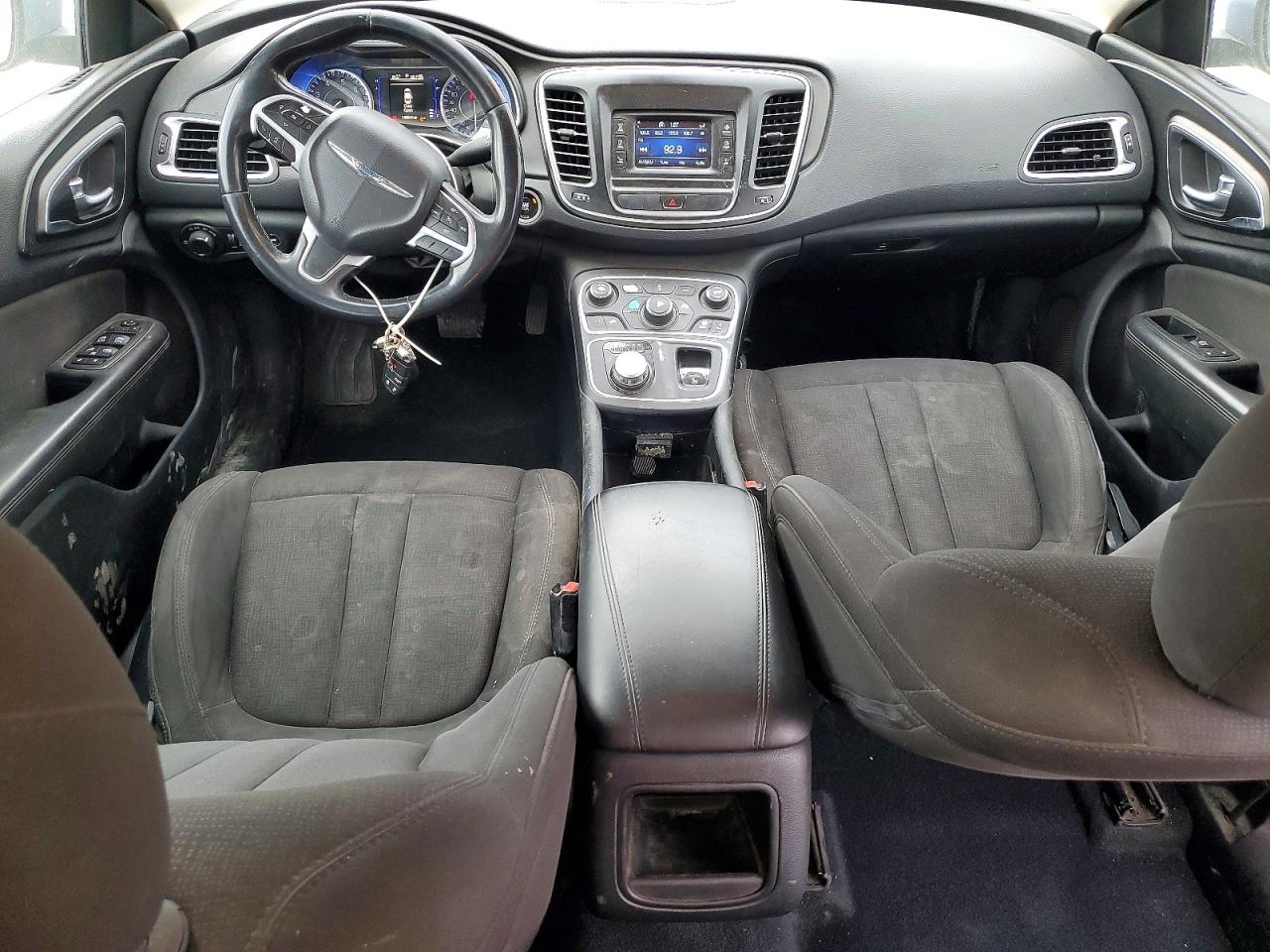 2015 CHRYSLER 200 LIMITED photo 8